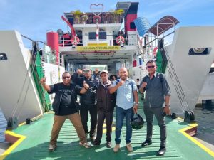 Keluarga Besar Akpersi Melakukan Kunjungan Perdana ke Kabupaten Samosir