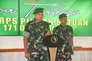 Dandim 1710/Mimika Lepas Dua Anggota Terbaiknya Untuk Melanjutkan Pengabdian Di Satuan Yang Lain
