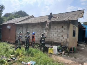 Wujudkan Mimpi, Satgas TMMD 125 Kodim 0507/Bekasi Bedah Rumah Ibu Amsah di Mustikasari