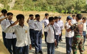 Tanamkan Karakter Kedisiplinan, Satgas TMMD 125 Bojonegoro bekali Pelajar dengan Wasbang dan PBB