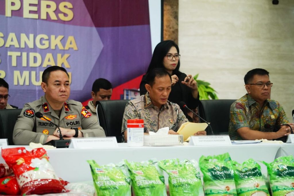 Satgas Pangan Tetapkan Tiga Tersangka Skandal Beras Tak Bermutu, Dirut PT FS Terseret !