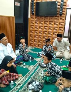 Mendekatkan Diri Kepada Allah,Satreskrim Polres Blitar Menggelar Doa Bersama Anak Yatim