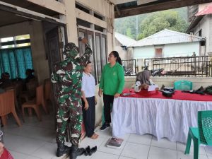 Pemeriksaan Kesehatan, Pengobatan Massal oleh Satgas TMMD 125 Kodim 1506/Namlea