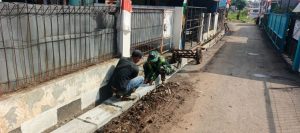 Harapan Warga Gang Lapangan Terwujud, Drainase Layak Hampir Rampung Berkat Satgas TMMD 125 Kodim 0507/Bekasi