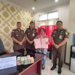 Kejari Toba Terima Uang Denda Rp 200 Juta dari Terpidana Kasus Korupsi