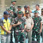 Sambut HUT ke-80 RI, 600 Personel Gabungan Gelar Aksi Bersih-Bersih Ciliwung