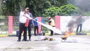 Semen Baturaja Latih Warga Ring 1 Hadapi Kebakaran Dan Bencana Wujud Nyata Peduli Keselamatan Masyarakat