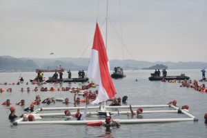 Kodam XXI/Radin Inten Dan Pemprov Lampung Gelar Renang Merdeka 2025