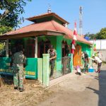 Satgas TMMD 125 Kodim 0507/Bekasi Gelar Karya Bakti, Bersihkan lingkungan dan pengecatan Mushola Nurul Hikmah