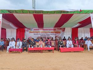 Meriah, Upacara HUT ke-80 RI Digelar di Tempunak, Sintang