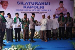 Bupati Tuban Sambut Kapolri dalam Kunjungan Kerja ke Ponpes Langitan