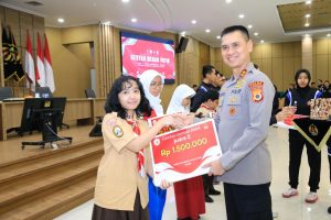 STIK-PTIK Akhiri Gebyar Merah Putih HUT RI ke-80 dengan Penyerahan Hadiah & Piagam