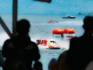 Jonas Andersson dan Shaun Torrente Juarai Sprint Race di F1H2O Grand Prix of Indonesia 2025
