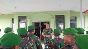 Usai Upacara Bendera, Dandim 1710/Mimika Beri Pengarahan Personel dan PNS Kodim