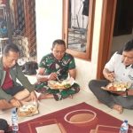 Guyub dan Rukun Makan Bersama, Babinsa Bintarajaya Jalin Kedekatan dengan Warga