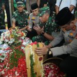 Pangdam Jaya Hadiri Prosesi Pemakaman Affan Kurniawan Seorang Pengemudi Ojek Online