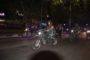 Jaga Kondusifitas di Jakarta Selatan TNI-Polri Gelar Patroli Gabungan Skala Besar