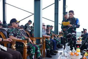 Panglima TNI Dampingi Menhan RI Tinjau Latihan Puncak Super Garuda Shield di Baturaja
