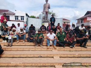 Aliansi AWAS dan Rakyat Gelar Aksi Damai di DPRD Toba, Suarakan 8 Tuntutan