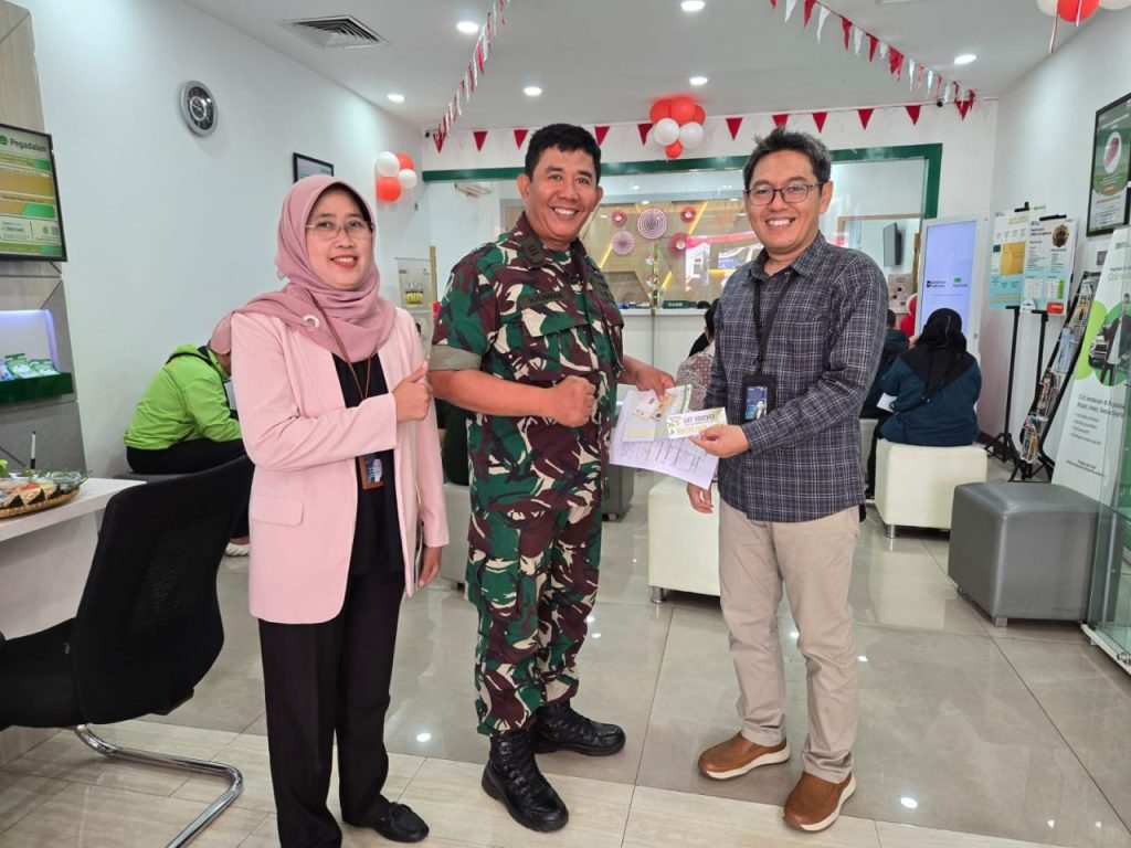 Hari Pelanggan Nasional 2025, Pegadaian Kanwil VIII Jakarta 1 Berbagi Emas