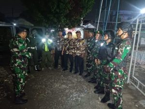 Danramil 03/Cibitung Ajak Warga Perkuat Siskamling Bersama Komponen Pendukung