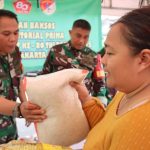 Warga Serbu Pasar Murah Kodim  0504/Jakarta Selatan