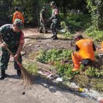 Bakti TNI Bersama PPSU, Wujud Kepedulian pada Kebersihan Lingkungan Pasar Tradisional