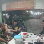 Melalaui Siskamling TNI dan Warga Bersinergi Menjaga Keamanan