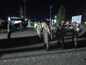 Bersinergi Dengan Komduk, Kodim 1710/Mimika Kembali Gelar Patroli Humanis Bersama Anggota Banser dan Pemuda Gereja