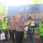 Jumat Peduli, Polres Metro Jakarta Utara & Polsek Kelapa Gading Berbagi dengan Komunitas Ojol