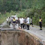 Gubsu Akhirnya Buka Suara Soal Jalan Rusak Toba-Labura, Baru Dibangun Tahun Depan