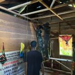HUT Ke-80 TNI: Kodim 1710/Mimika Perbaiki Rumah Warga Kurang Mampu Jadi Layak Huni