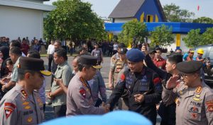 Dansat Brimob Polda Sumsel Sambut Kapolri pada Panen Raya Serentak Kuartal III di Kabupaten OKU Timur
