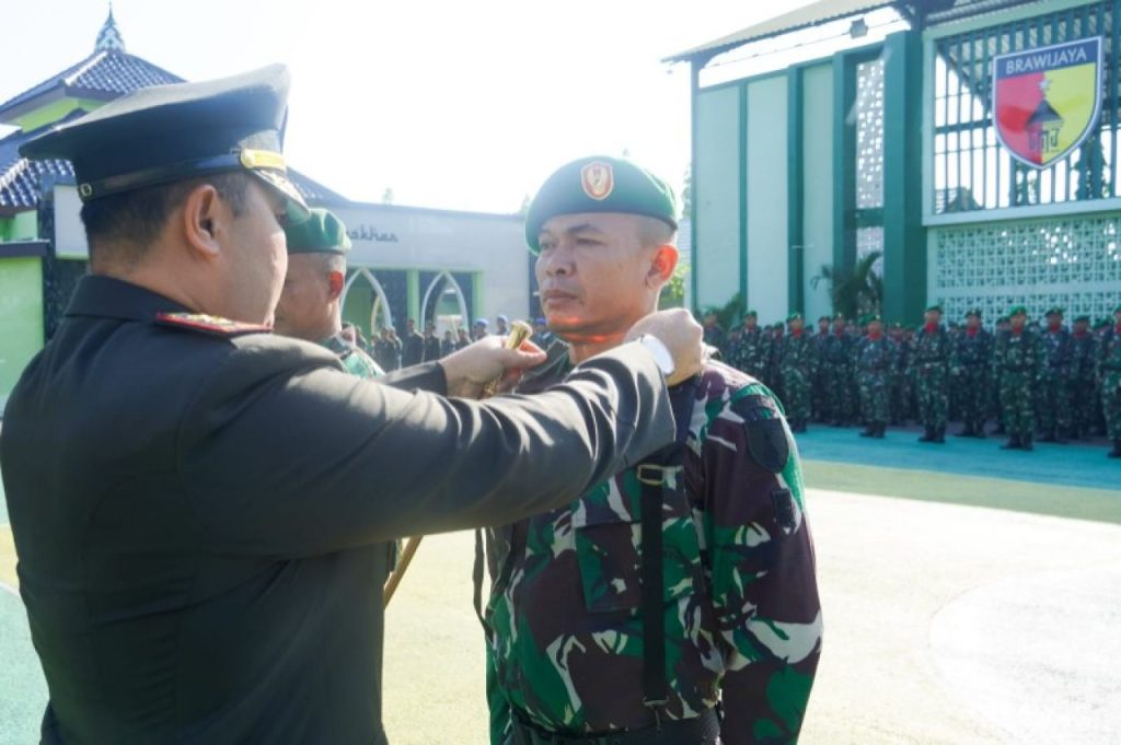 Kodim Bojonegoro Gelar Upacara Kenaikan Pangkat, 73 Prajurit Raih Penghargaan Atas Dedikasi