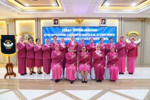 Ketua Umum Bhayangkari Pimpin Sertijab Ketua Bhayangkari Gabungan 05 Baintelkam dan 06 Korps Brimob