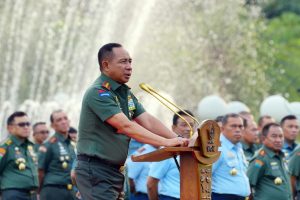 Panglima TNI Pimpin Upacara Penyambutan KKRI di Jayapura