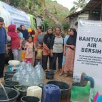 PLN Indonesia Power dan Rumah Zakat Salurkan 100 Ribu Liter Air Bersih untuk Warga Terdampak Kekeringan di Gunungkidul