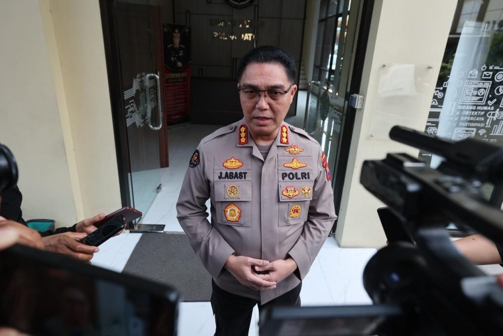 Dua Pelaku Perusakan Makam di Pasuruan Ditangkap Polda Jatim, Warga Minta Pelaku Dihukum Tegas