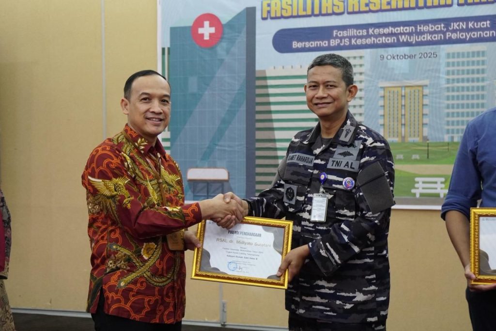 Rumkital Dr. Midiyato Suratani Raih Penghargaan Fasilitas Kesehatan Berkomitmen dari BPJS Kesehatan
