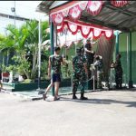 Danramil Kranji Pimpin Gotong Royong Bongkar Kantor Lama
