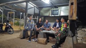 Sinergi Babinsa dan Tiga Pilar Gelar Patroli Malam di Pondok Gede