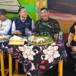 Tiga Pilar Matraman Bergerak ! Danramil 02 Pimpin Penanaman Pohon di Gunung Antang