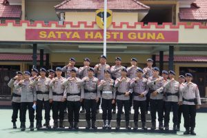 Dansat Brimob Polda Sumsel Sampaikan Arahan Dankorbrimob ke Personel Lulus PAG dan SBP 2025–2026