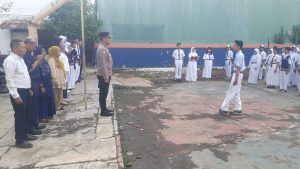 Polsek Pademangan Ajak Siswa Sekolah Darurat Kartini Cinta Polisi Lewat Police Go to School