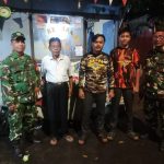 Kemanunggalan TNI dan Rakyat, Babinsa Koramil Setiabudi Ronda Bersama Warga
