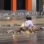 Siswi Terjatuh, Proyek Drainase Jalan Panglima Polim Bojonegoro Disorot