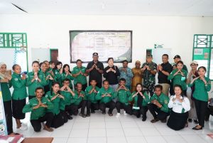 Dandim 1710/Mimika Dampingi Bupati Timika dalam Kunjungan Kerja ke Kampung Uta