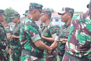 Danrem 052/Wkr Hadiri Apel Pemberangkatan 4.451 Prajurit YTP di Kolinlamil