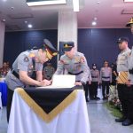 Kadivhumas Polri Irjen Sandi Nugroho Tekankan Integritas Saat Pimpin Sertijab dan Purna Tugas