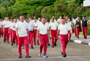 Panglima TNI Tekankan Pentingnya Gaya Hidup Sehat Lewat Olahraga Bersama